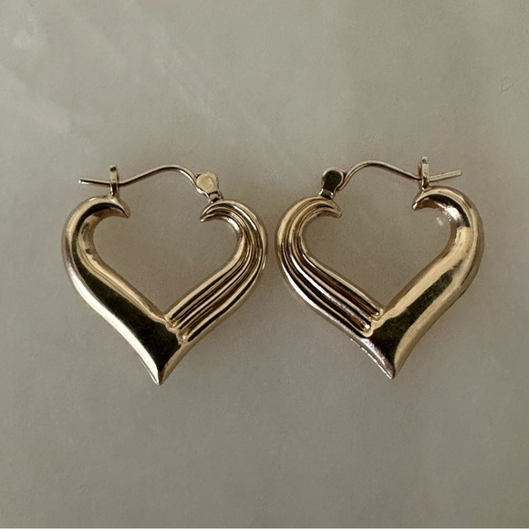 14k Solid Gold Heart Hoop Earrings - Picture 13 of 16